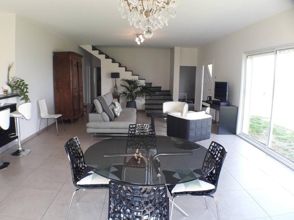 170 M² Entre Lyon Et St Etienne Saint-Martin-la-Plaine Exterior foto