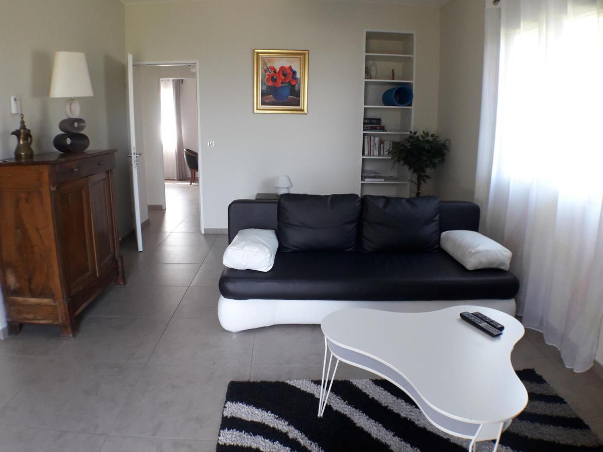 170 M² Entre Lyon Et St Etienne Saint-Martin-la-Plaine Exterior foto